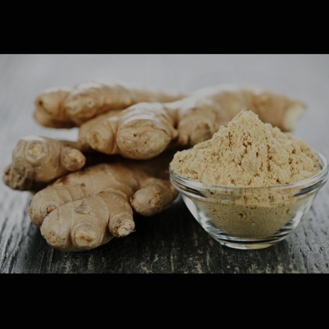 پودر زنجبیل هندی درجه یک 500گرم (کیفیت عالی) عطر و طعم فوق العاده آسیاب روز